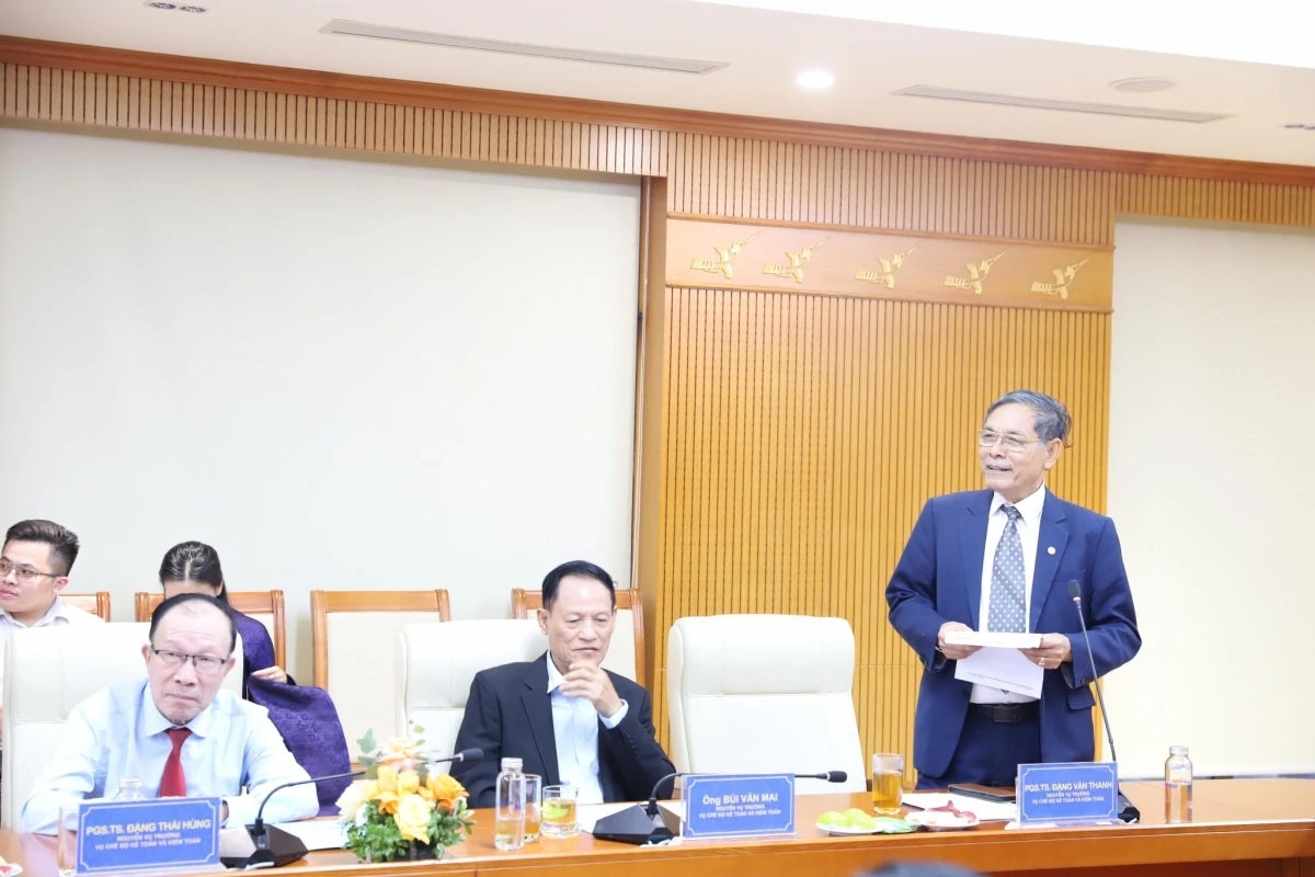 Nâng tầm vai trò kế toán, kiểm toán trong giai đoạn phát triển mới Nâng tầm vai trò kế toán, kiểm toán trong giai đoạn phát triển mới