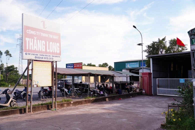 UBND tỉnh Quảng Trị yêu cầu xử lý vụ nợ tiền lương, bảo hiểm xã hội của hơn 400 công nhân