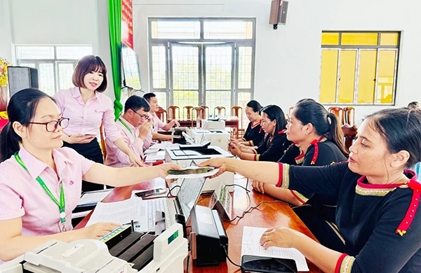 Gần 2 triệu người đang vay vốn tạo việc làm từ tín dụng chính sách tín dụng