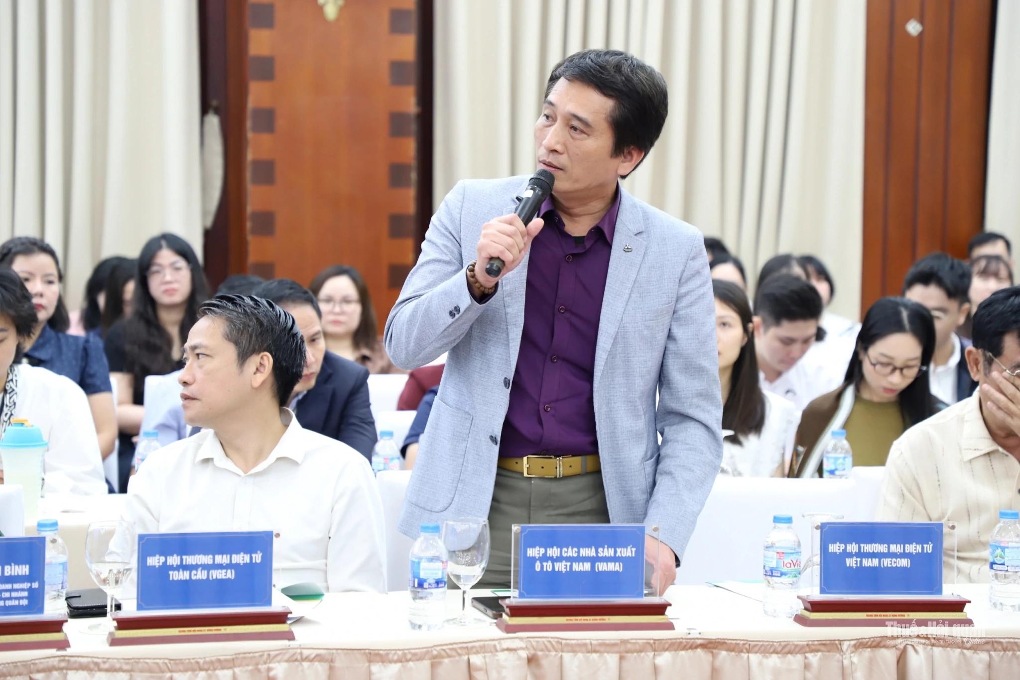 Doanh nghiệp kiến nghị “đột phá” về thuế, hải quan để khơi thông động lực tăng trưởng