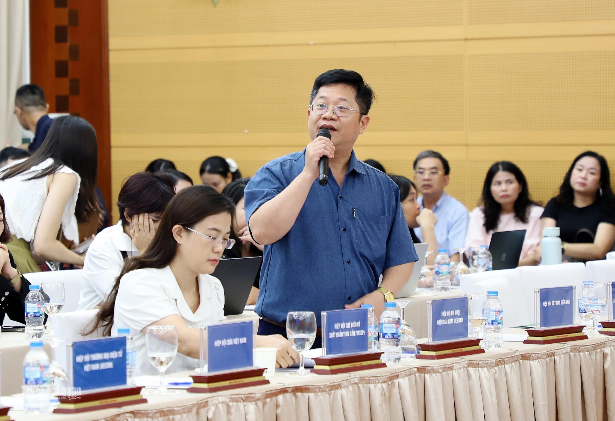 Doanh nghiệp kiến nghị “đột phá” về thuế, hải quan để khơi thông động lực tăng trưởng