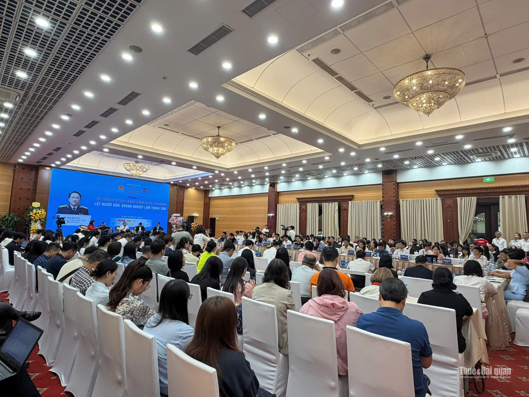 Doanh nghiệp kiến nghị “đột phá” về thuế, hải quan để khơi thông động lực tăng trưởng