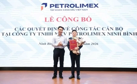 Ông Nguyễn Anh Hoàng đảm nhiệm chức vụ Quyền Giám đốc Petrolimex Ninh Bình từ ngày 10.10.2026 Ông Nguyễn Anh Hoàng đảm nhiệm chức vụ Quyền Giám đốc Petrolimex Ninh Bình từ ngày 10.10.2026