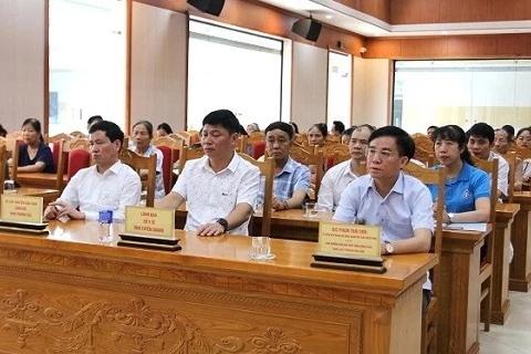 bao hiem xa hoi tinh tuyen quang thi dua thuc hien thang loi muc tieu tang truong 2 con so