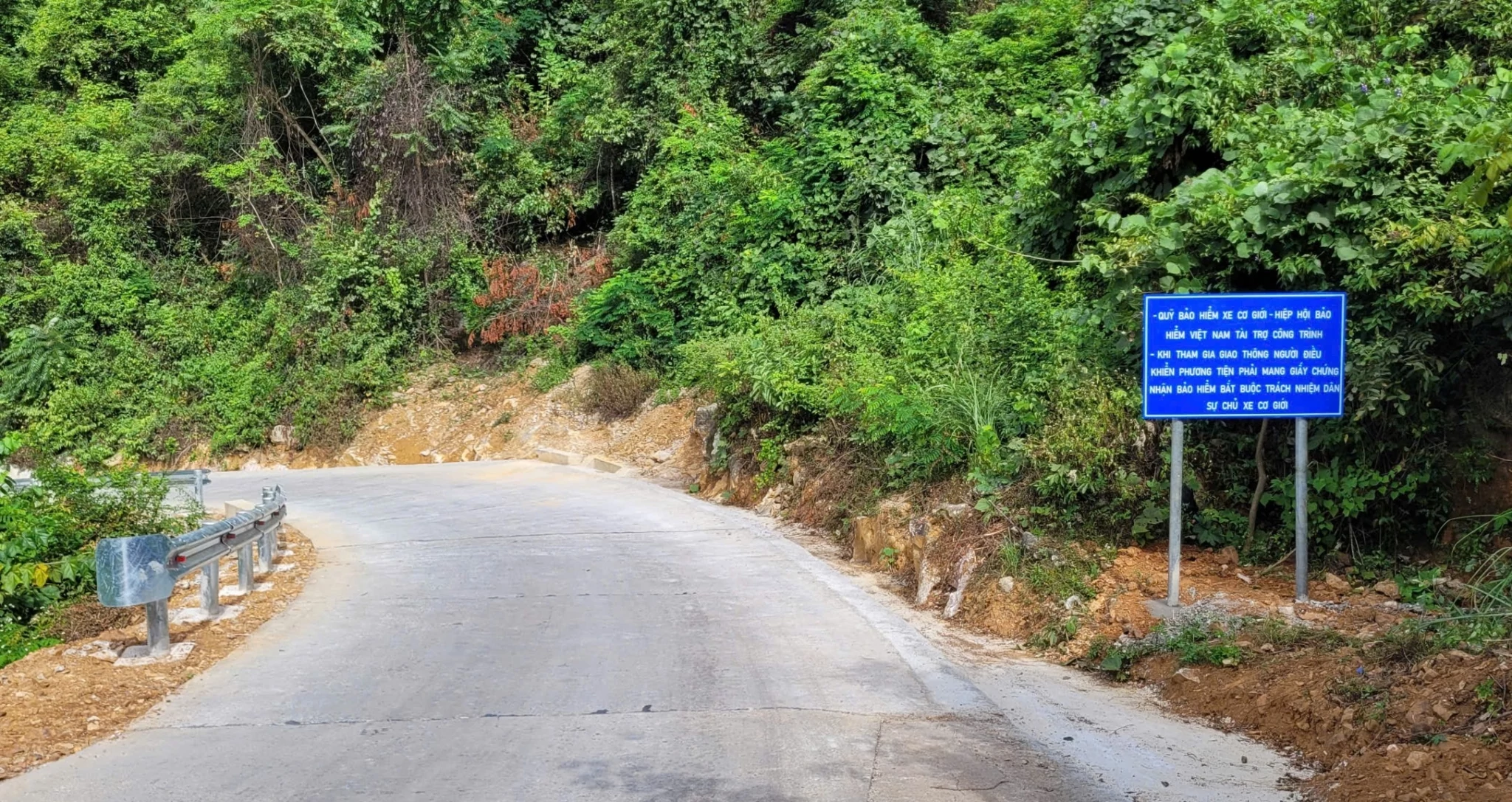 Quỹ Bảo hiểm xe cơ giới đồng hành khắc phục điểm đen giao thông tại Cao Bằng Quỹ Bảo hiểm xe cơ giới đồng hành khắc phục điểm đen giao thông tại Cao Bằng