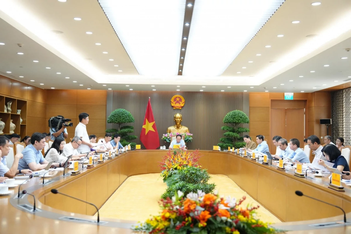 Ưu tiên rà soát, xử lý các quy định pháp luật đang cản trở hoạt động đầu tư, kinh doanh Ưu tiên rà soát, xử lý các quy định pháp luật đang cản trở hoạt động đầu tư, kinh doanh