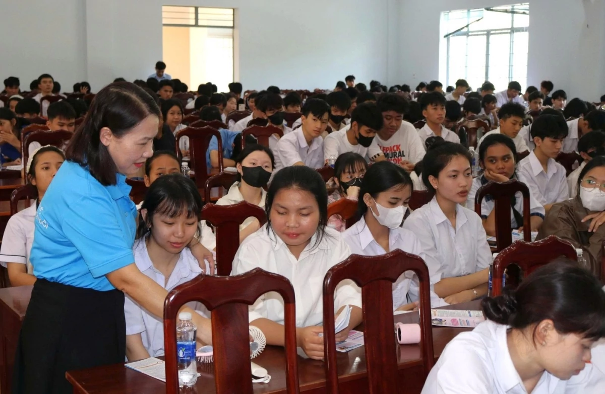 Đắk Lắk đồng loạt ra quân đưa các chính sách an sinh đến gần với người dân