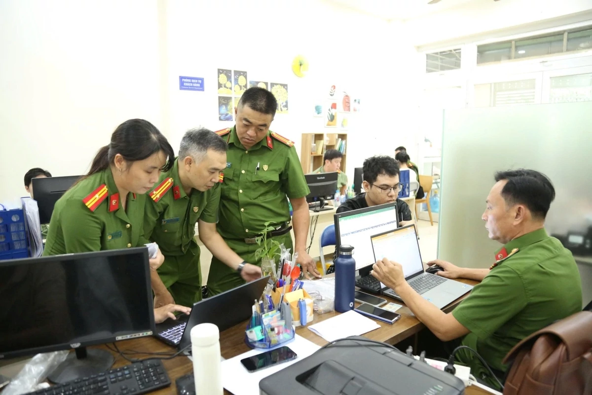 Khởi tố 21 bị can mua bán trái phép hóa đơn, giả mạo trong công tác