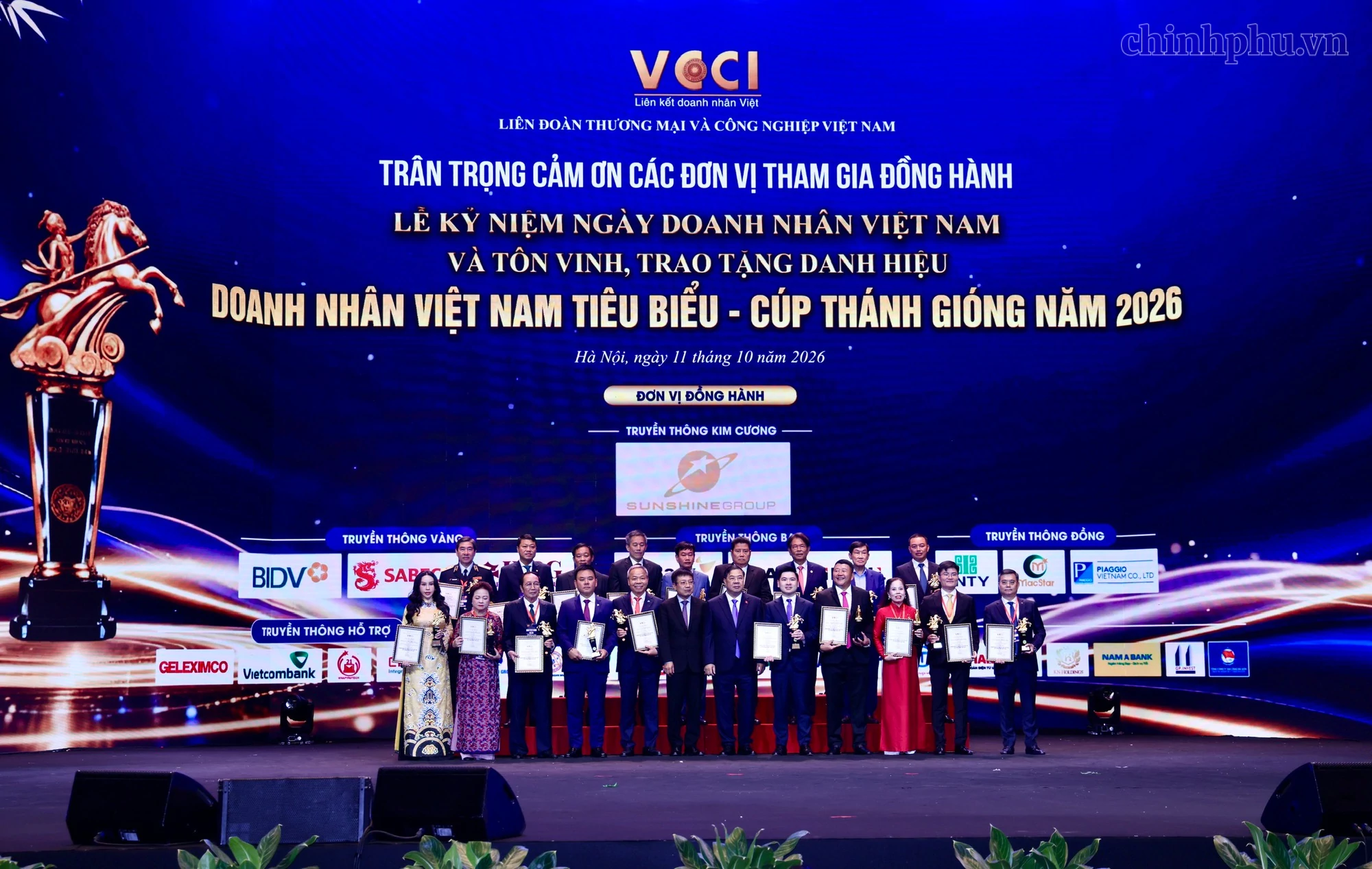 100 doanh nhân nhận Cúp Thánh Gióng: Dấu ấn từ những doanh nghiệp nghìn tỷ doanh nhân