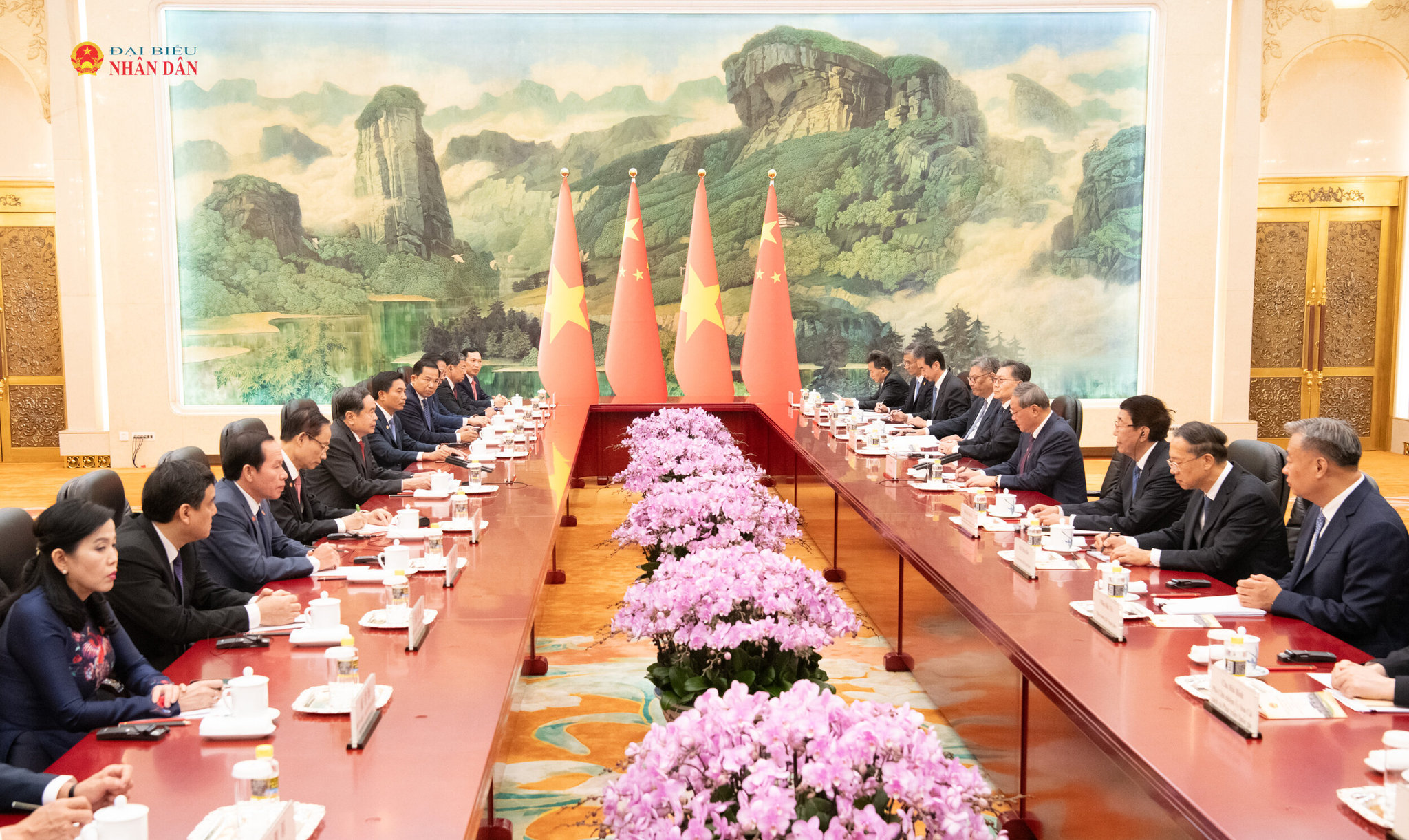 Quang cảnh cuộc họi kienrd2