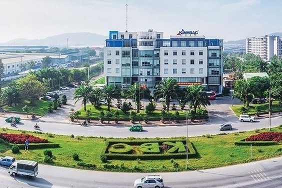 Tài chính doanh nghiệp 24/7: FPT hợp tác phát triển AI, Hòa Phát tăng sản lượng, Kinh Bắc báo lãi quý III tăng mạnh
