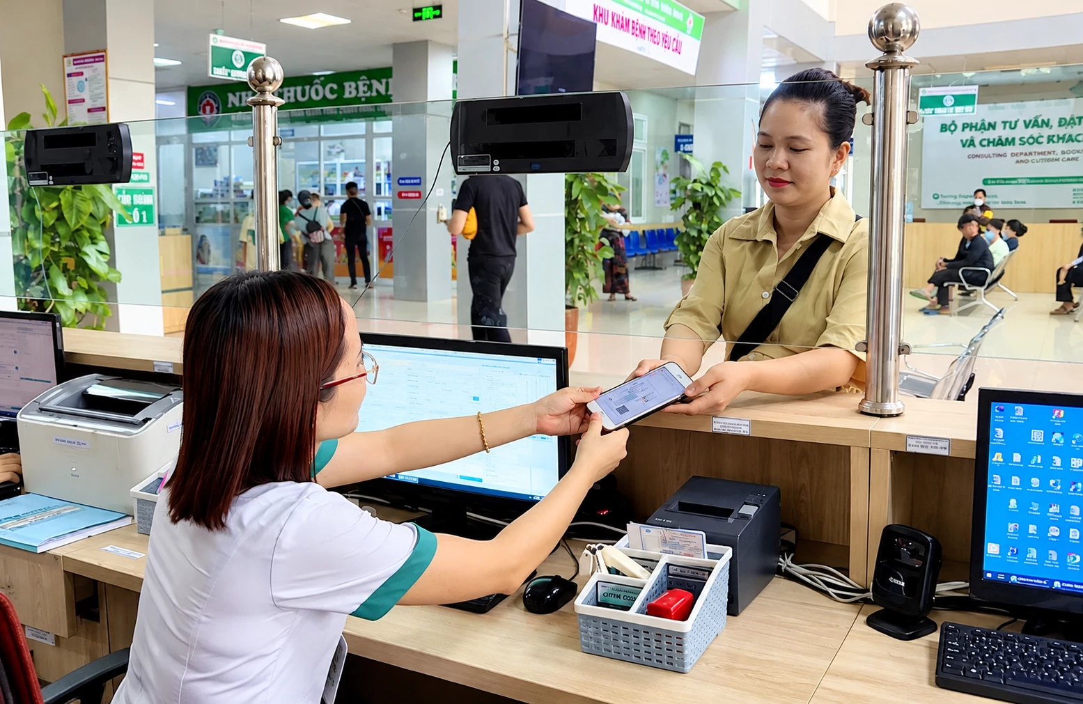 Chuyển đổi số để người dân thụ hưởng an sinh thuận tiện hơn