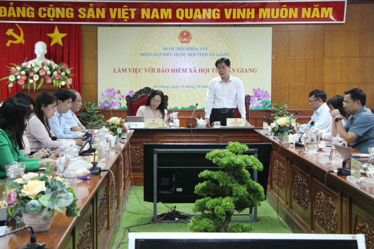 bao hiem xa hoi tinh an giang no luc vuot nhieu chi tieu ke hoach sau 9 thang