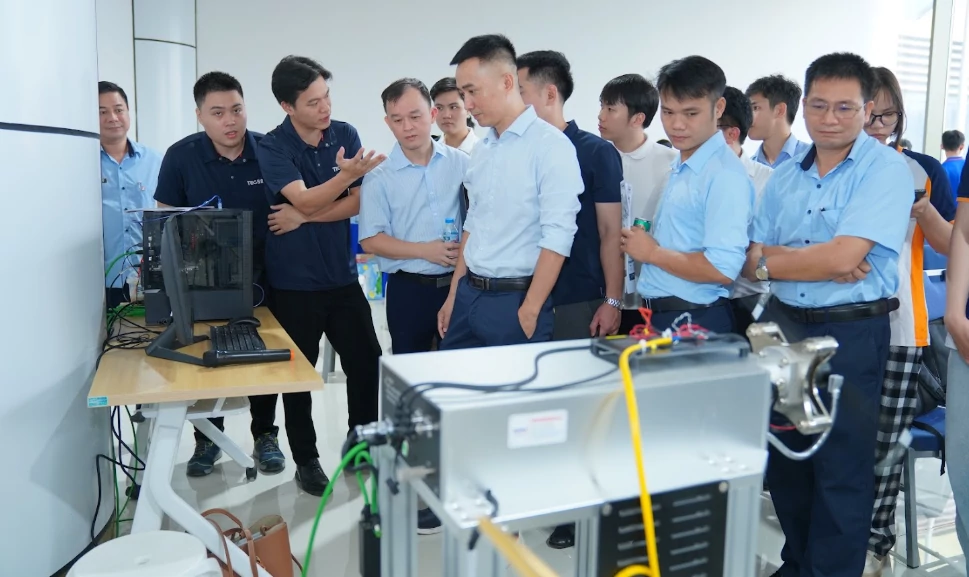 NIC Hòa Lạc thúc đẩy kết nối doanh nghiệp, viện trường trong nghiên cứu và thử nghiệm UAV NIC Hòa Lạc thúc đẩy kết nối doanh nghiệp, viện trường trong nghiên cứu và thử nghiệm UAV