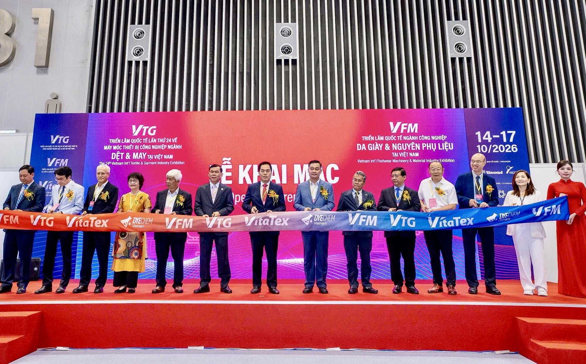 Xuất khẩu dệt may hướng tới mục tiêu 48 tỷ USD