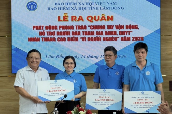 Bảo hiểm xã hội Lâm Đồng: Viên chức trích lương hỗ trợ bảo hiểm y tế cho người dân