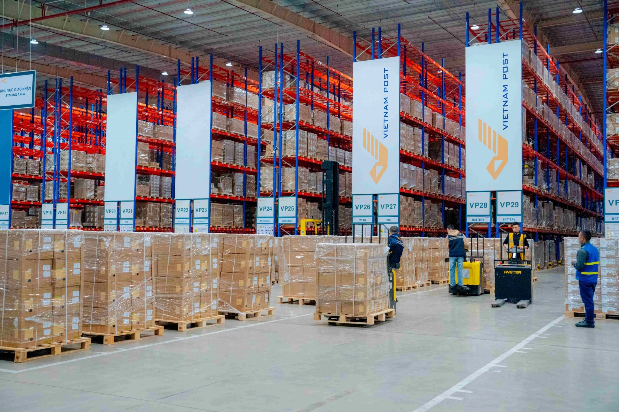 Dịch vụ chuyển phát Vietnam Post tiếp tục được vinh danh Thương hiệu quốc gia Việt Nam