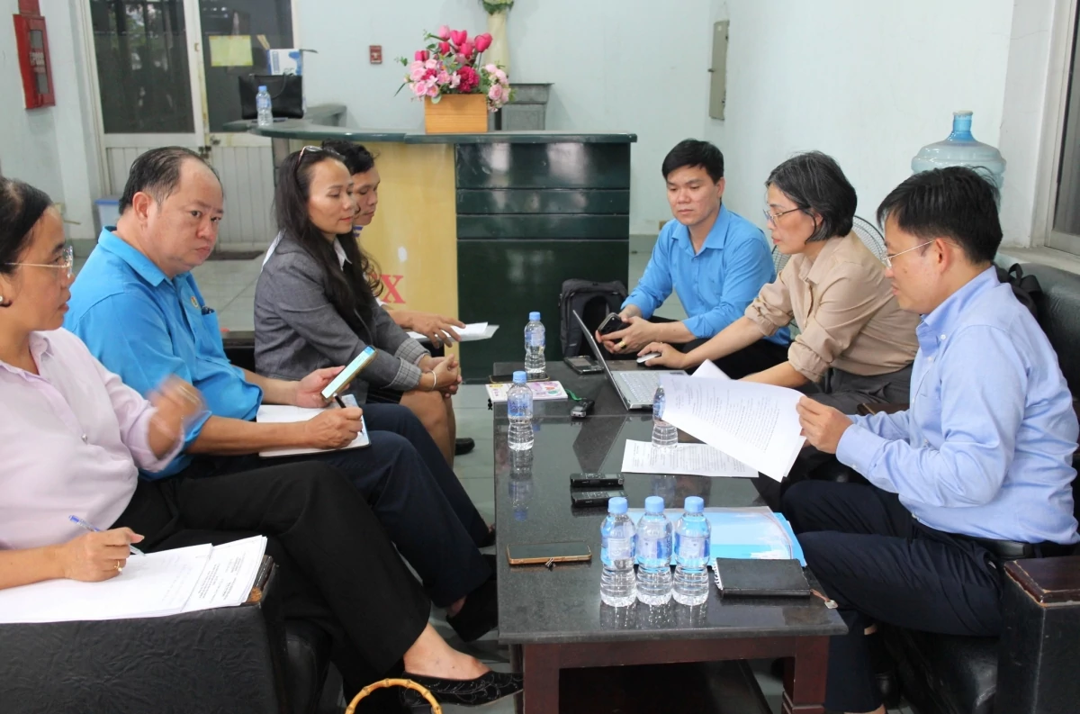 Hai doanh nghiệp hứa đóng 3 tỷ đồng nợ bảo hiểm xã hội khi Công đoàn vào cuộc