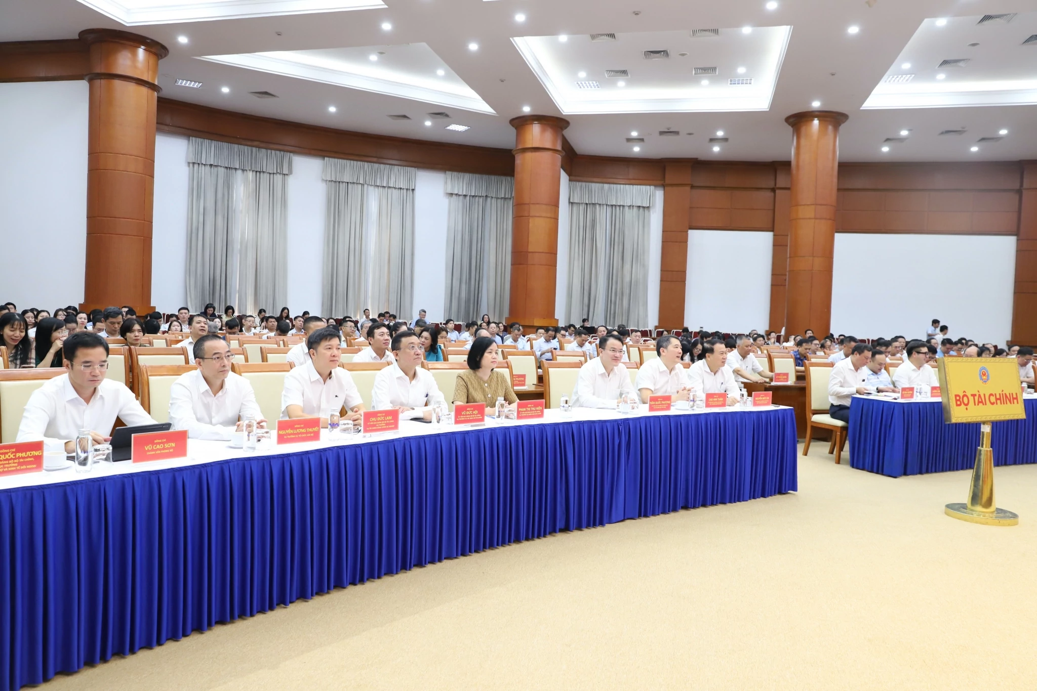 Quán triệt Nghị quyết Trung ương 4 khóa XIV, tạo thống nhất trong nhận thức và hành động Quán triệt Nghị quyết Trung ương 4 khóa XIV, tạo thống nhất trong nhận thức và hành động