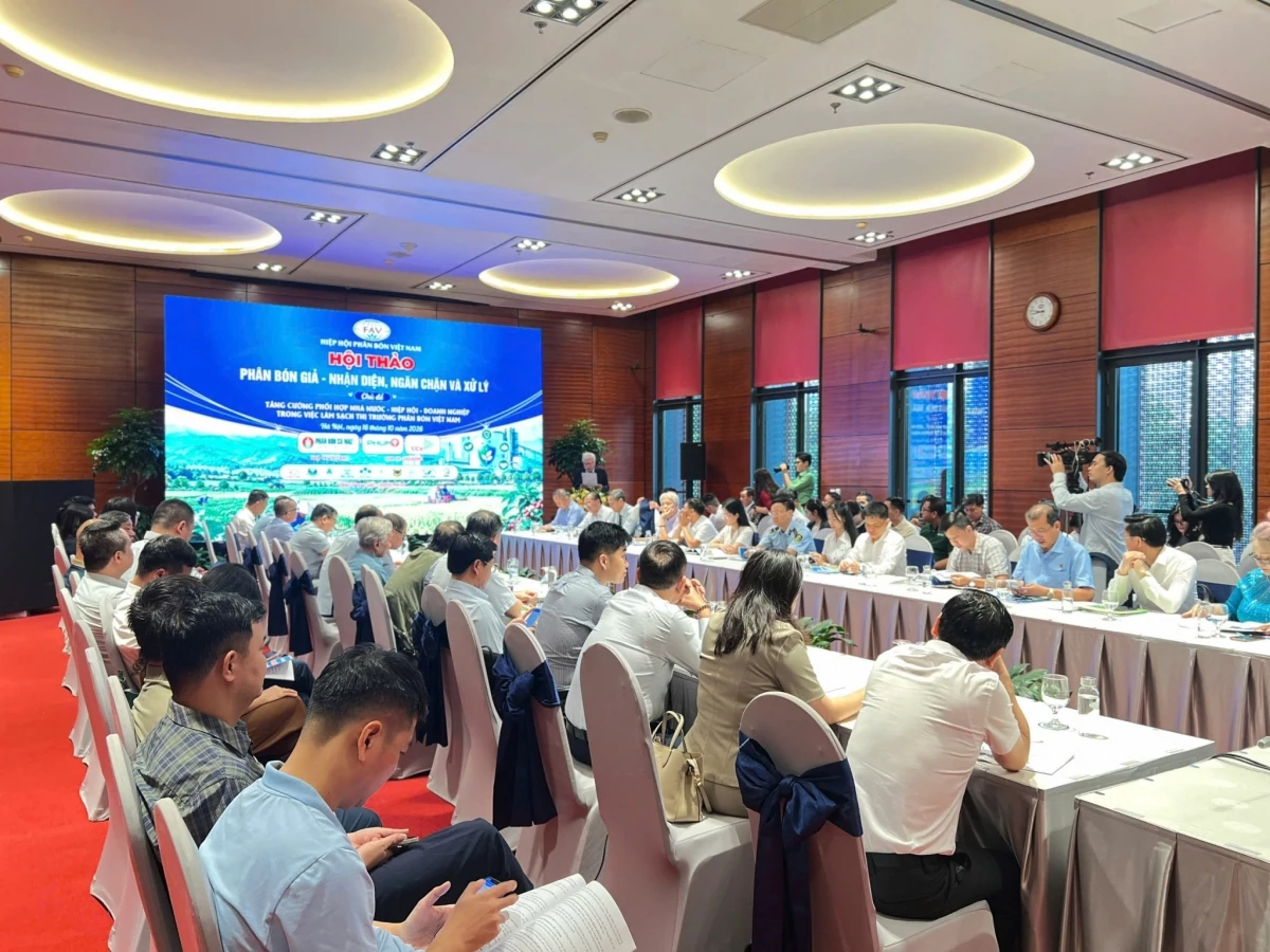 Phân bón giả bào mòn thương hiệu, gây thiệt hại cho doanh nghiệp chân chính Phân bón giả bào mòn thương hiệu, gây thiệt hại cho doanh nghiệp chân chính