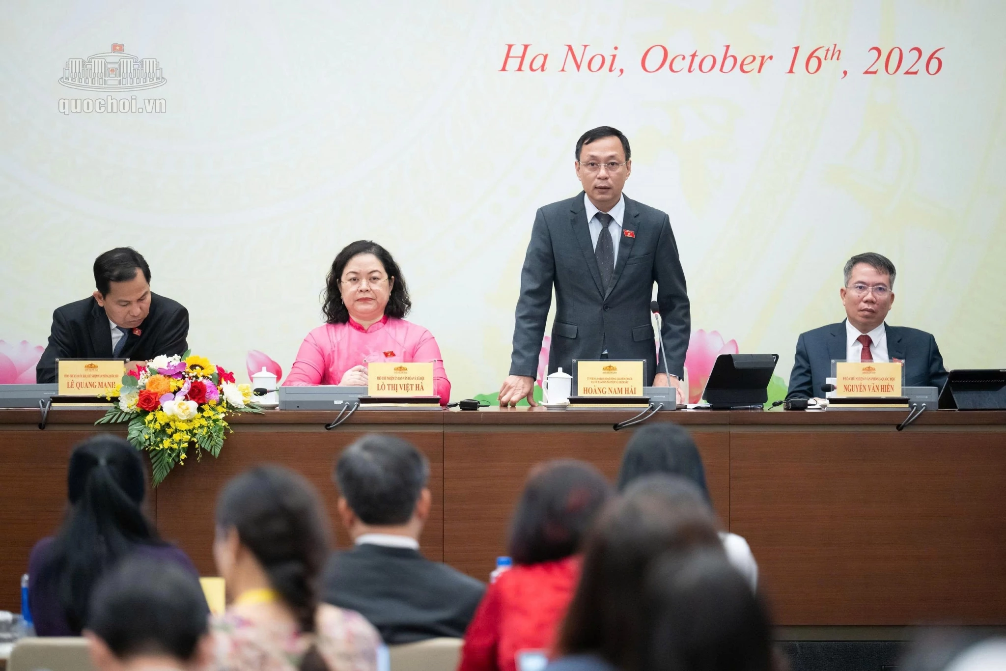 Luật ngắn hơn nhưng không mỏng hơn về chính sách