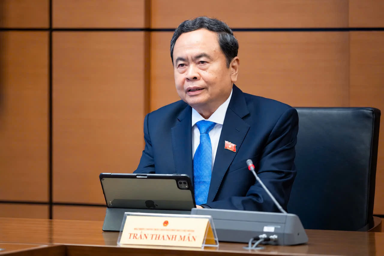Linh hoạt điều chuyển vốn đầu tư công, chuyển khoa học công nghệ thành sản phẩm cụ thể