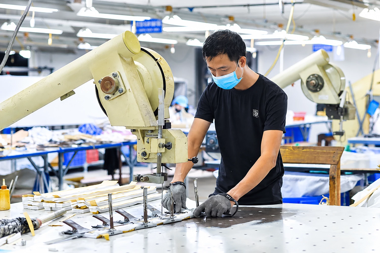 Giảm chi phí tuân thủ để hộ kinh doanh mạnh dạn bước lên doanh nghiệp Giảm chi phí tuân thủ để hộ kinh doanh mạnh dạn bước lên doanh nghiệp