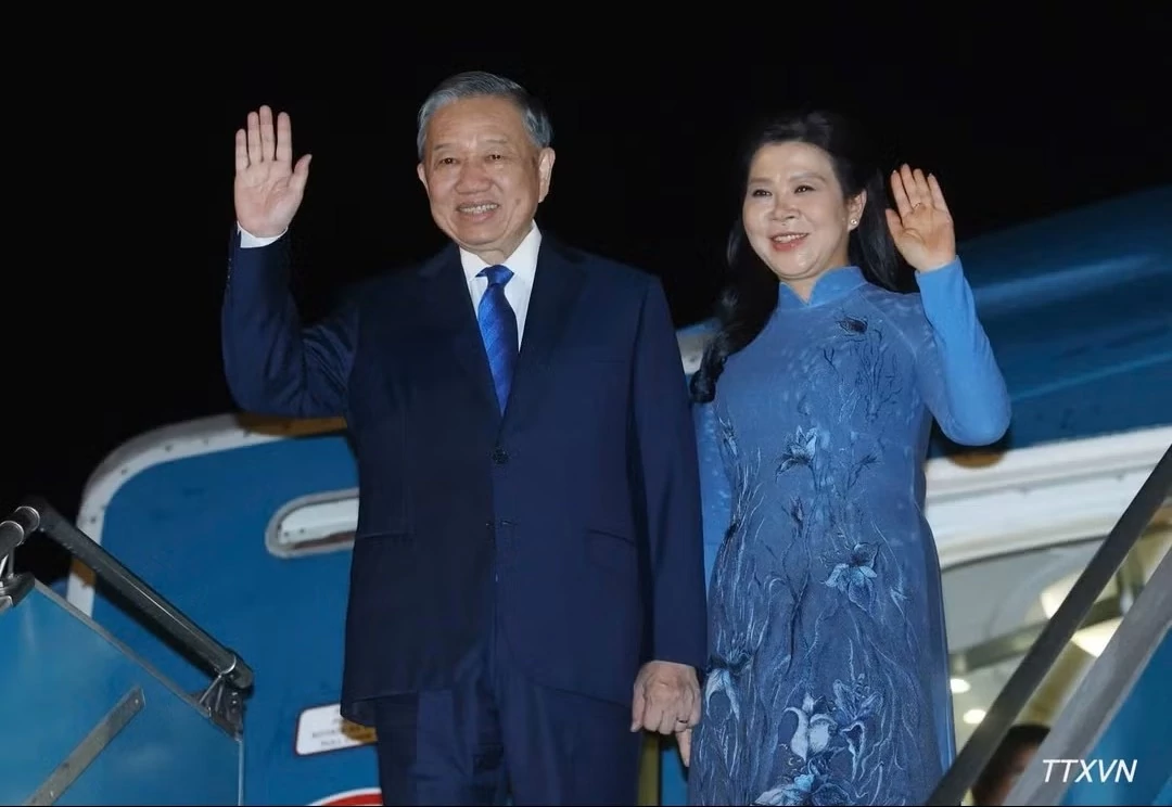 Tổng Bí thư, Chủ tịch nước Tô Lâm cùng Phu nhân lên đường thăm Đan Mạch, Liên minh châu Âu và Bỉ Tổng Bí thư, Chủ tịch nước Tô Lâm cùng Phu nhân lên đường thăm Đan Mạch, Liên minh châu Âu và Bỉ