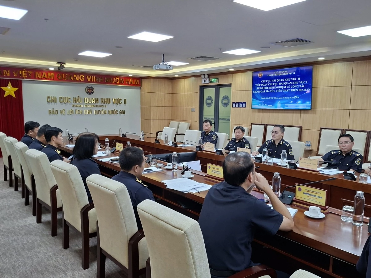 Tăng cường cơ chế phối hợp trong công tác kiểm soát hải quan Tăng cường cơ chế phối hợp trong công tác kiểm soát hải quan