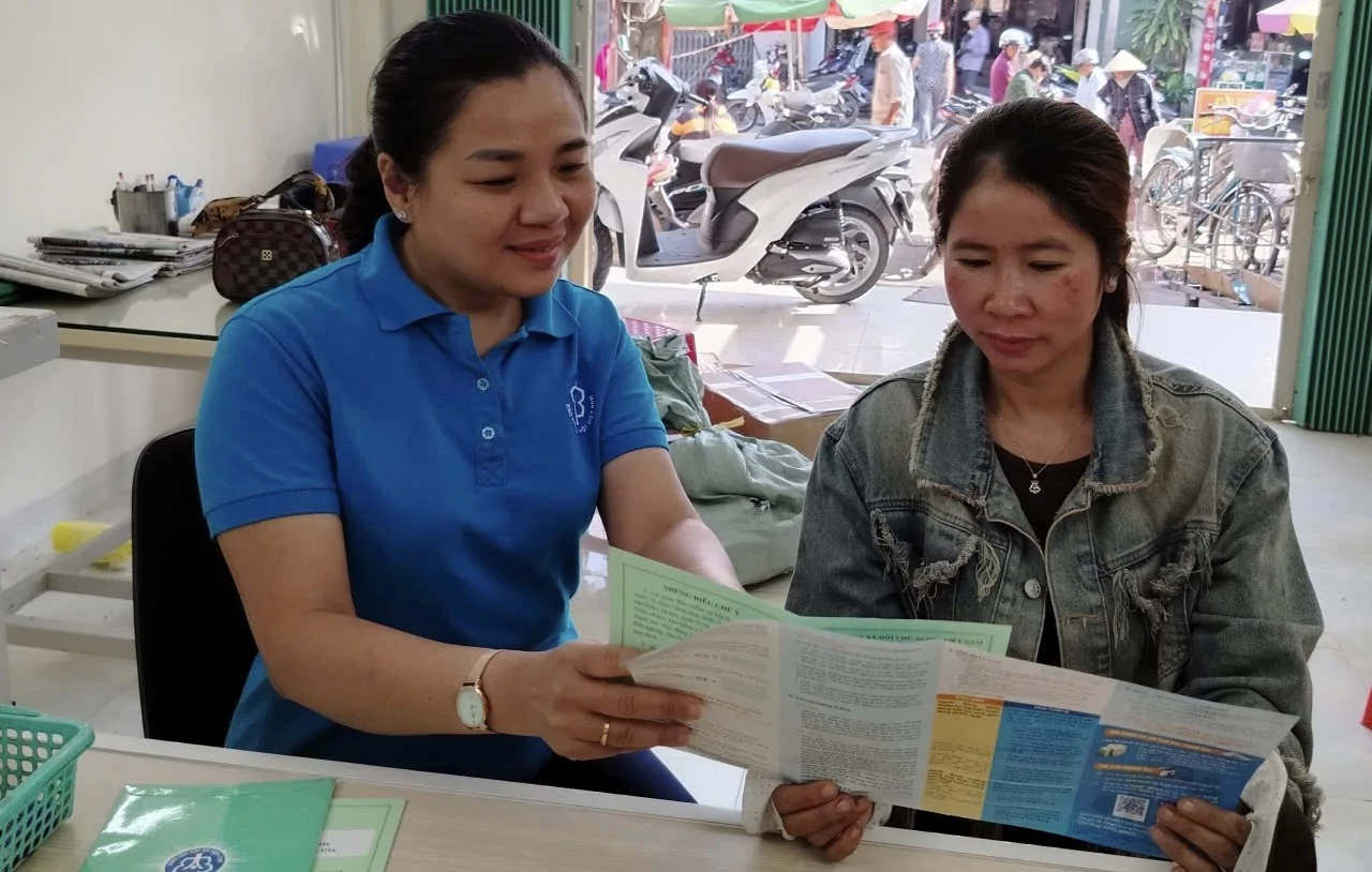 Triển khai hiệu quả chính sách bảo hiểm xã hội tự nguyện, bảo hiểm y tế tự đóng