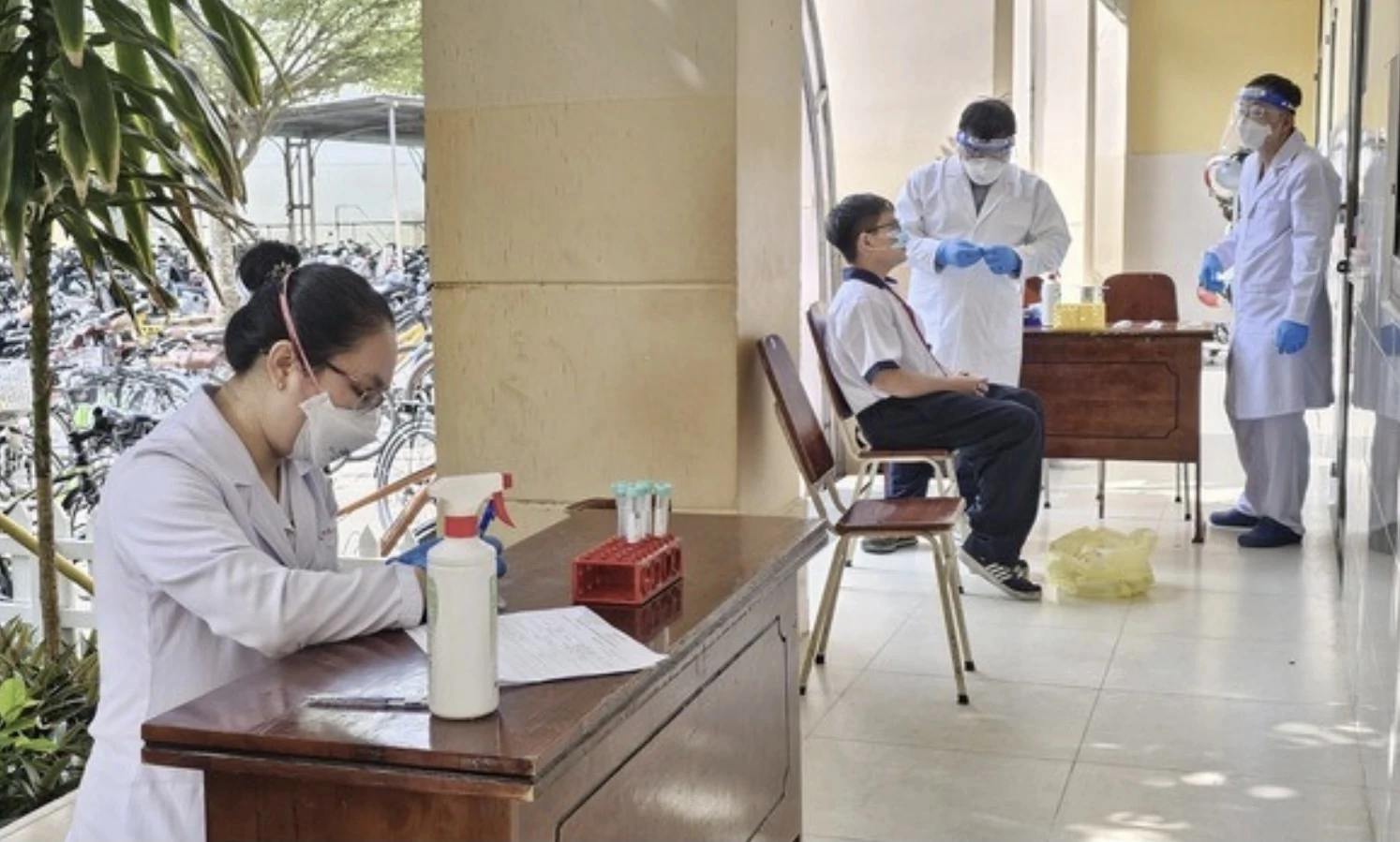 TP. Hồ Chí Minh: Theo dõi sát sức khỏe 177 người tiếp xúc với ca bệnh viêm não mô cầu