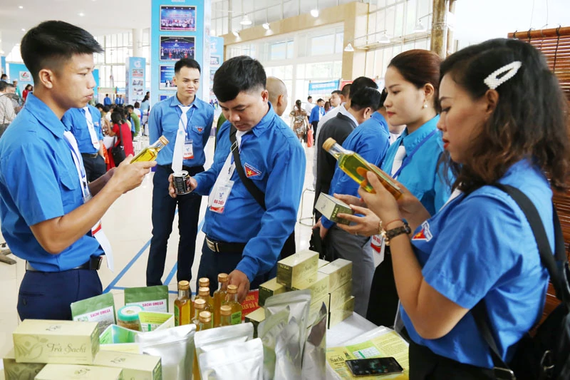 Khơi thông nguồn vốn, tạo điều kiện thuận lợi cho thanh niên khởi nghiệp
