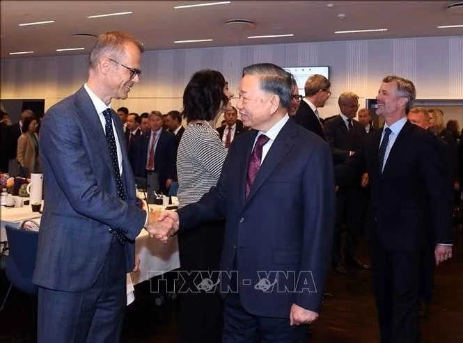 Tổng Bí thư, Chủ tịch nước Tô Lâm gặp gỡ lãnh đạo một số doanh nghiệp tiêu biểu của Đan Mạch Tổng Bí thư, Chủ tịch nước Tô Lâm gặp gỡ lãnh đạo một số doanh nghiệp tiêu biểu của Đan Mạch