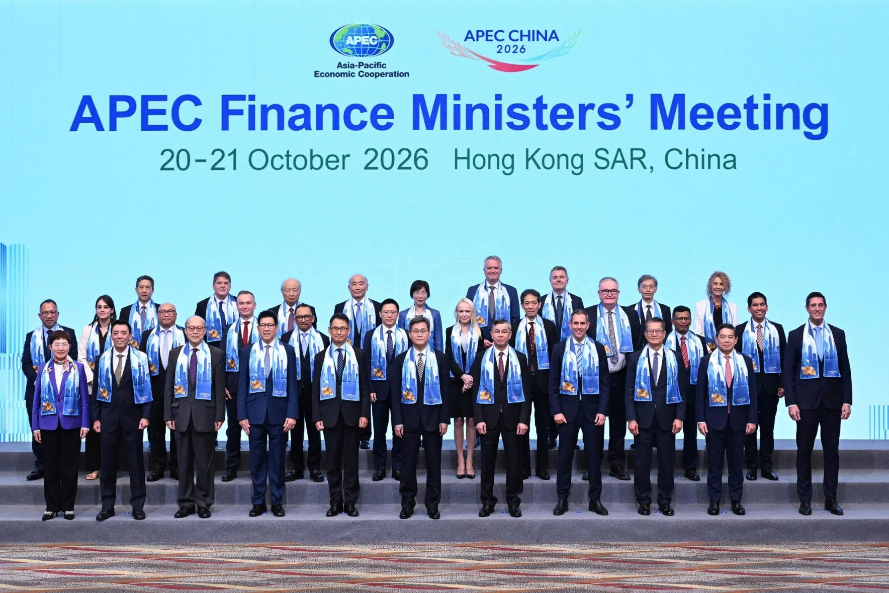 bo truong ngo van tuan co bai phat bieu quan trong tai hoi nghi bo truong tai chinh apec lan thu 33