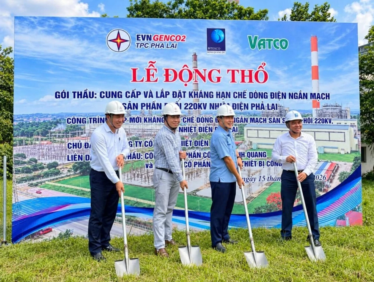 PPC, Ban QLDA - CN PPC và liên danh nhà thầu MV tại lễ động thổ. PPC, Ban QLDA - CN PPC và liên danh nhà thầu MV tại lễ động thổ.