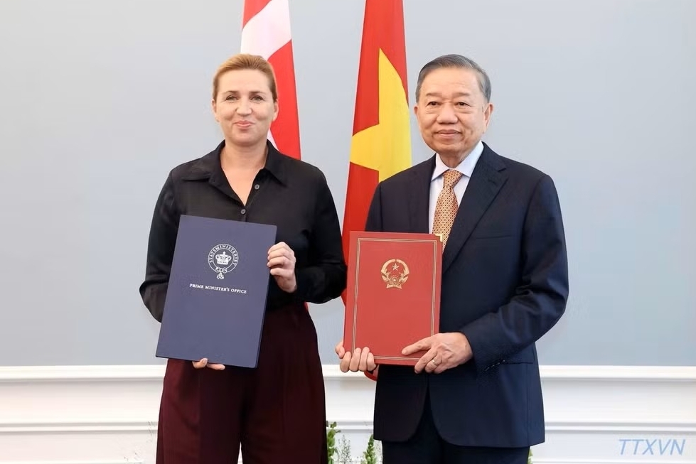 Tuyên bố chung về việc thiết lập quan hệ Đối tác chiến lược toàn diện giữa nước Cộng hòa xã hội chủ nghĩa Việt Nam và Đan Mạch