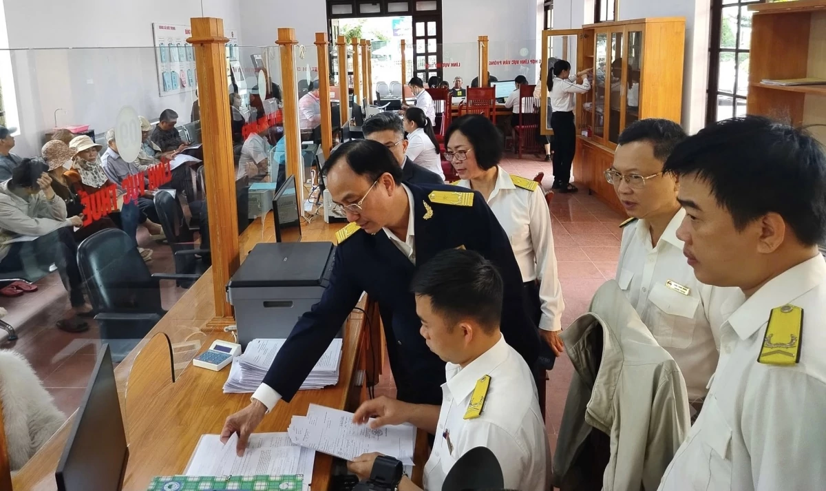 Lâm Đồng: 3 tháng cuối năm phấn đấu thu ngân sách hơn 9.800 đồng