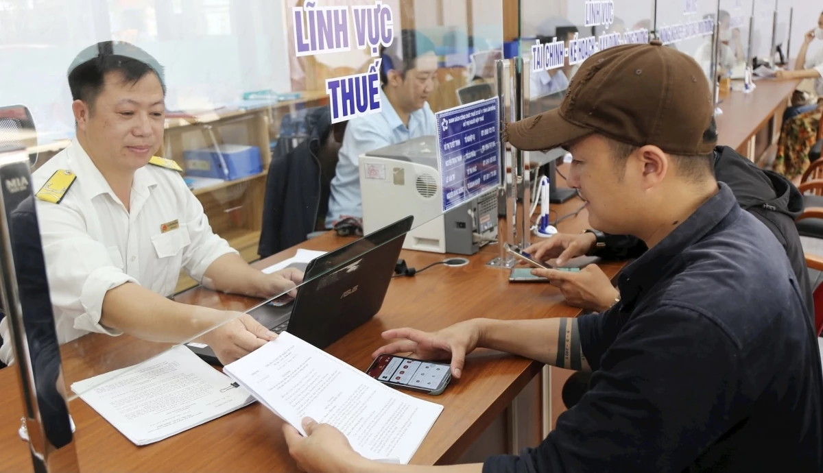 Lâm Đồng: 3 tháng cuối năm phấn đấu thu ngân sách hơn 9.800 đồng