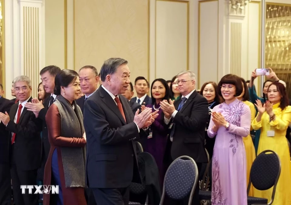 Việt Nam - EU: Mở rộng hợp tác vì phát triển bền vững Việt Nam - EU: Mở rộng hợp tác vì phát triển bền vững