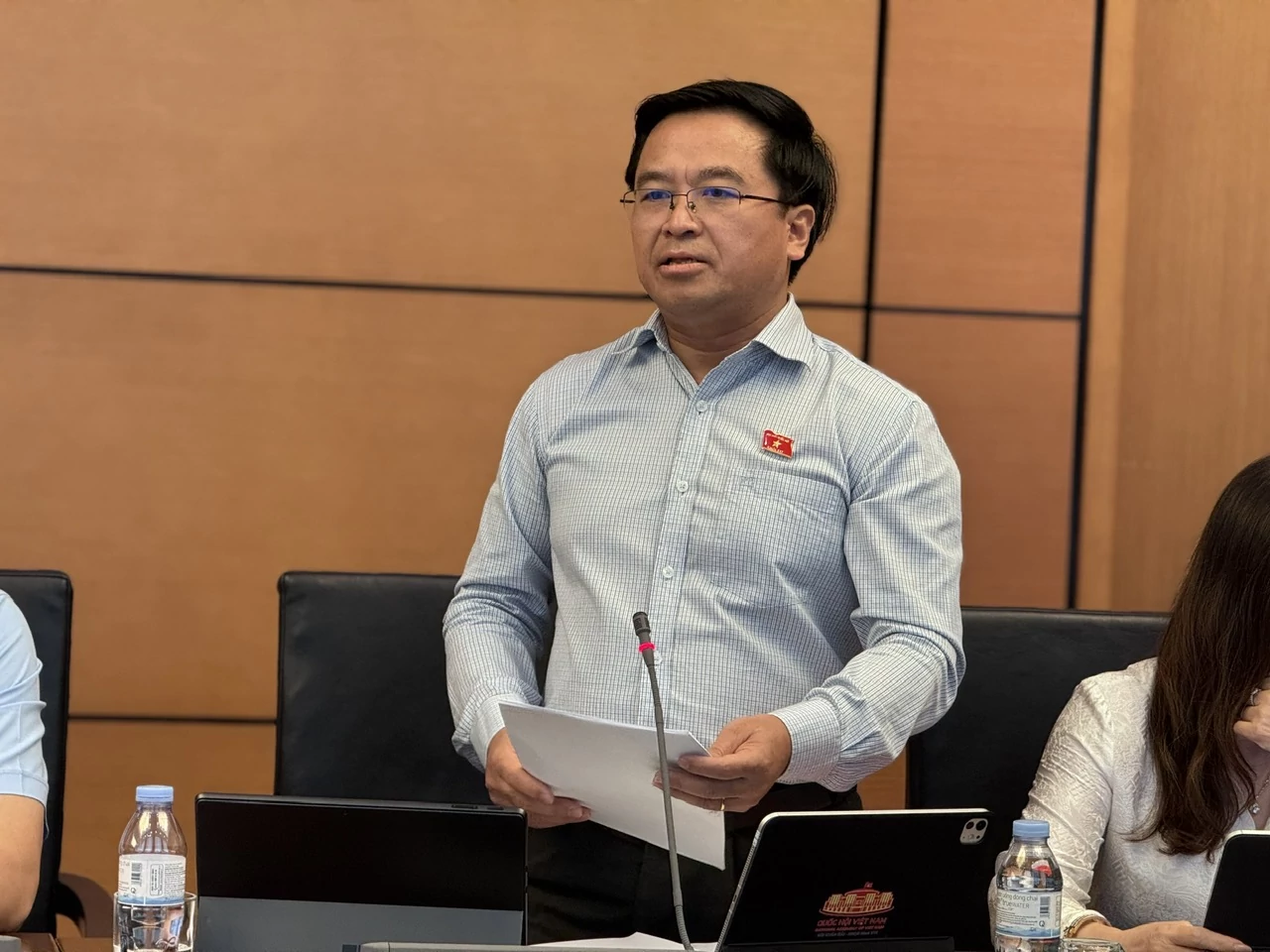 Chặn Chặn chiêu huy động 100% tiền mua bất động sản hình thành trong tương lai qua hợp đồng đặt cọc, thỏa thuận