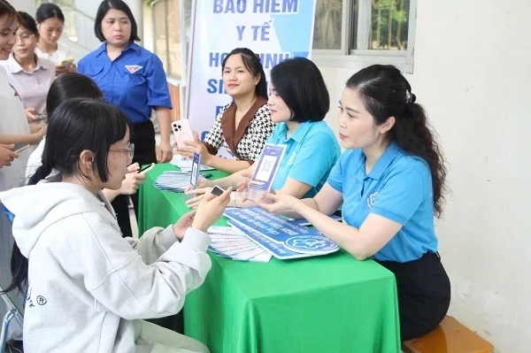 Đẩy mạnh chuyển đổi số, nâng chất lượng phục vụ người dân, doanh nghiệp