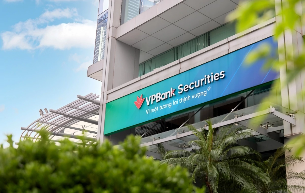VPBankS chốt phương án chia cổ phiếu thưởng 45%, đưa vốn điều lệ vượt mốc tỷ USD VPBankS chốt phương án chia cổ phiếu thưởng 45%, đưa vốn điều lệ vượt mốc tỷ USD