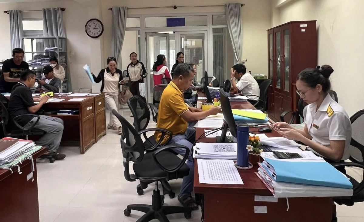 Thuế cơ sở 9 tỉnh Lâm Đồng: Thu ngân sách “về đích” trước 4 tháng