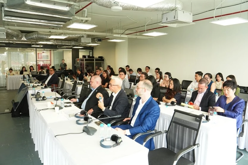 Hoàn thiện thể chế cho thị trường quản lý tài sản tại VIFC-HCMC Hoàn thiện thể chế cho thị trường quản lý tài sản tại VIFC-HCMC