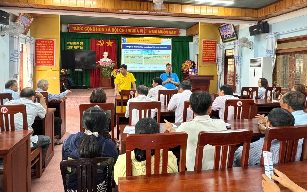 Gia Lai: Nhiều chủ hộ kinh doanh tham gia bảo hiểm xã hội khi nghe tư vấn quyền lợi