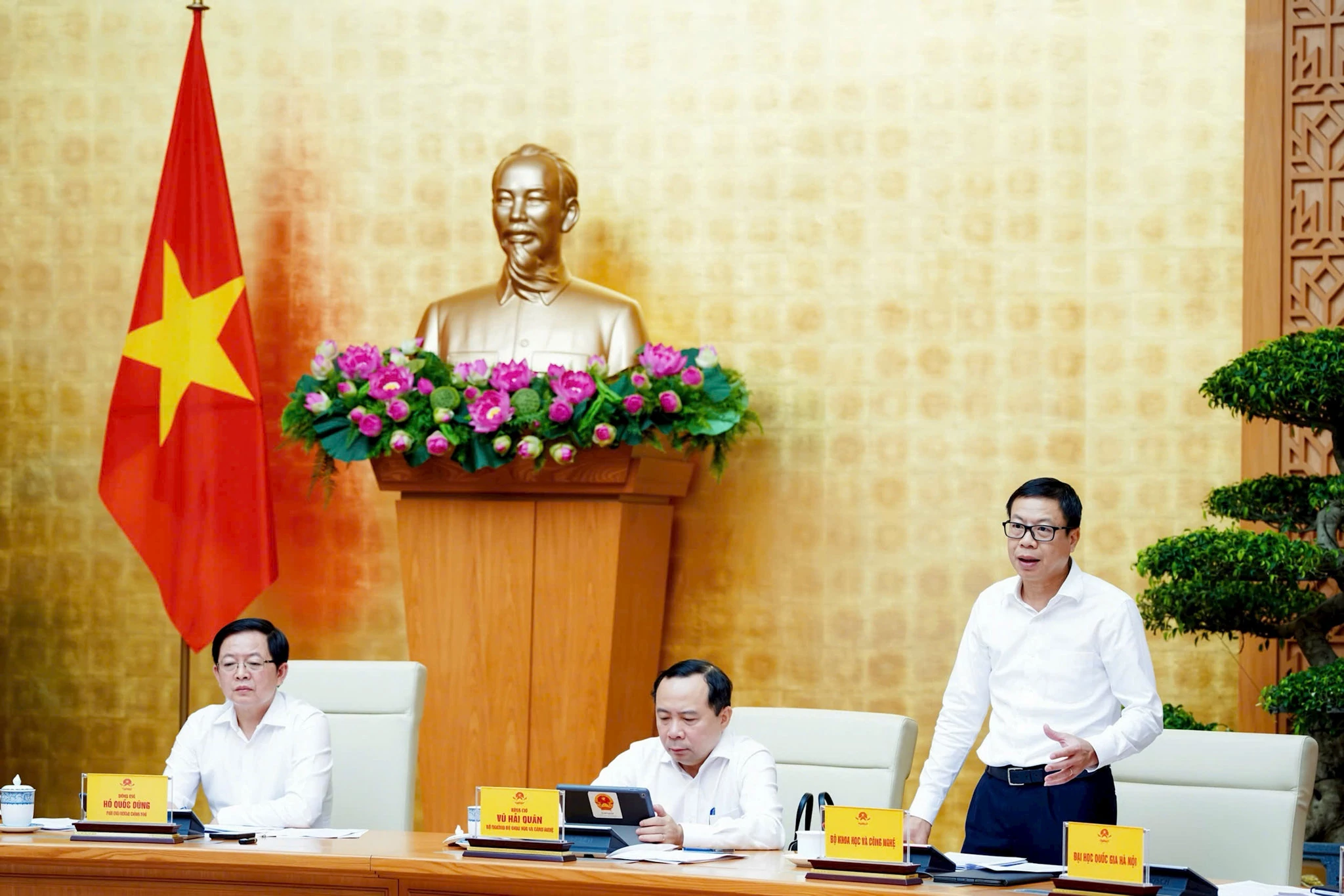 Đưa doanh nghiệp vào trung tâm, kéo nghiên cứu từ phòng thí nghiệm ra thị trường