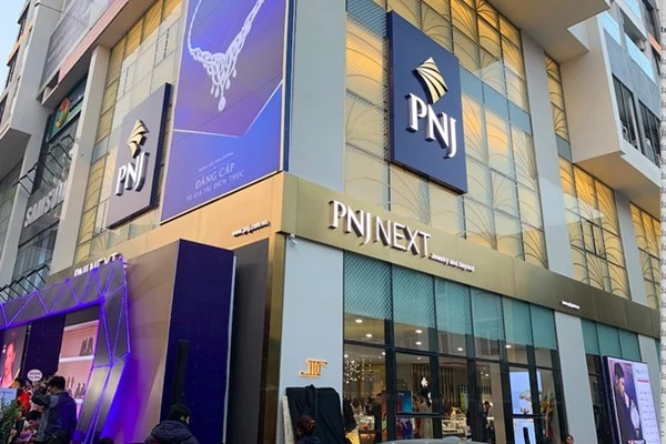 PNJ có thể phải mua lại 16.800 tỷ đồng kim cương