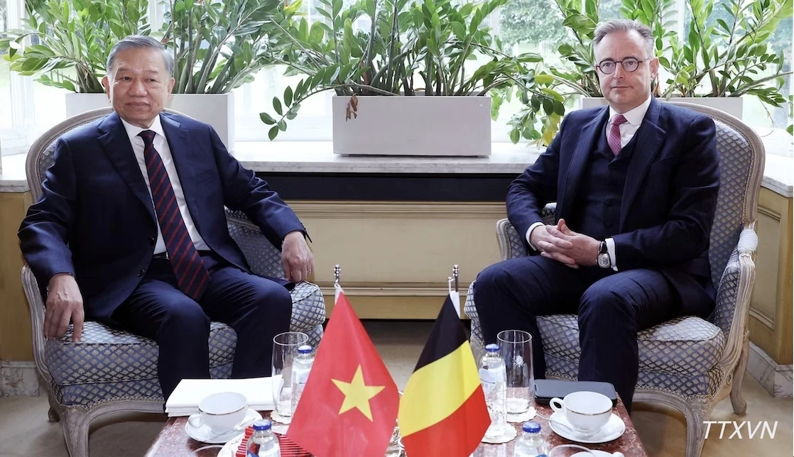 tong bi thu chu tich nuoc to lam hoi dam voi thu tuong vuong quoc bi bart de wever