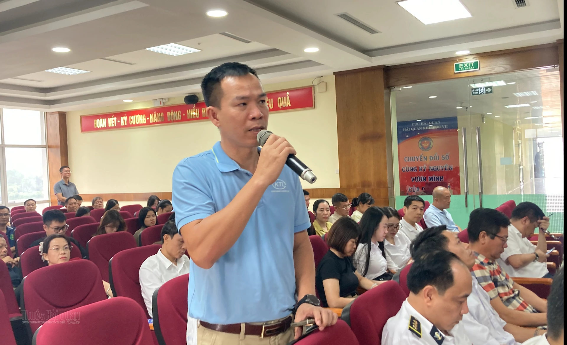 Lào Cai: Hải quan đối thoại doanh nghiệp, tháo gỡ vướng mắc lĩnh vực xuất nhập khẩu