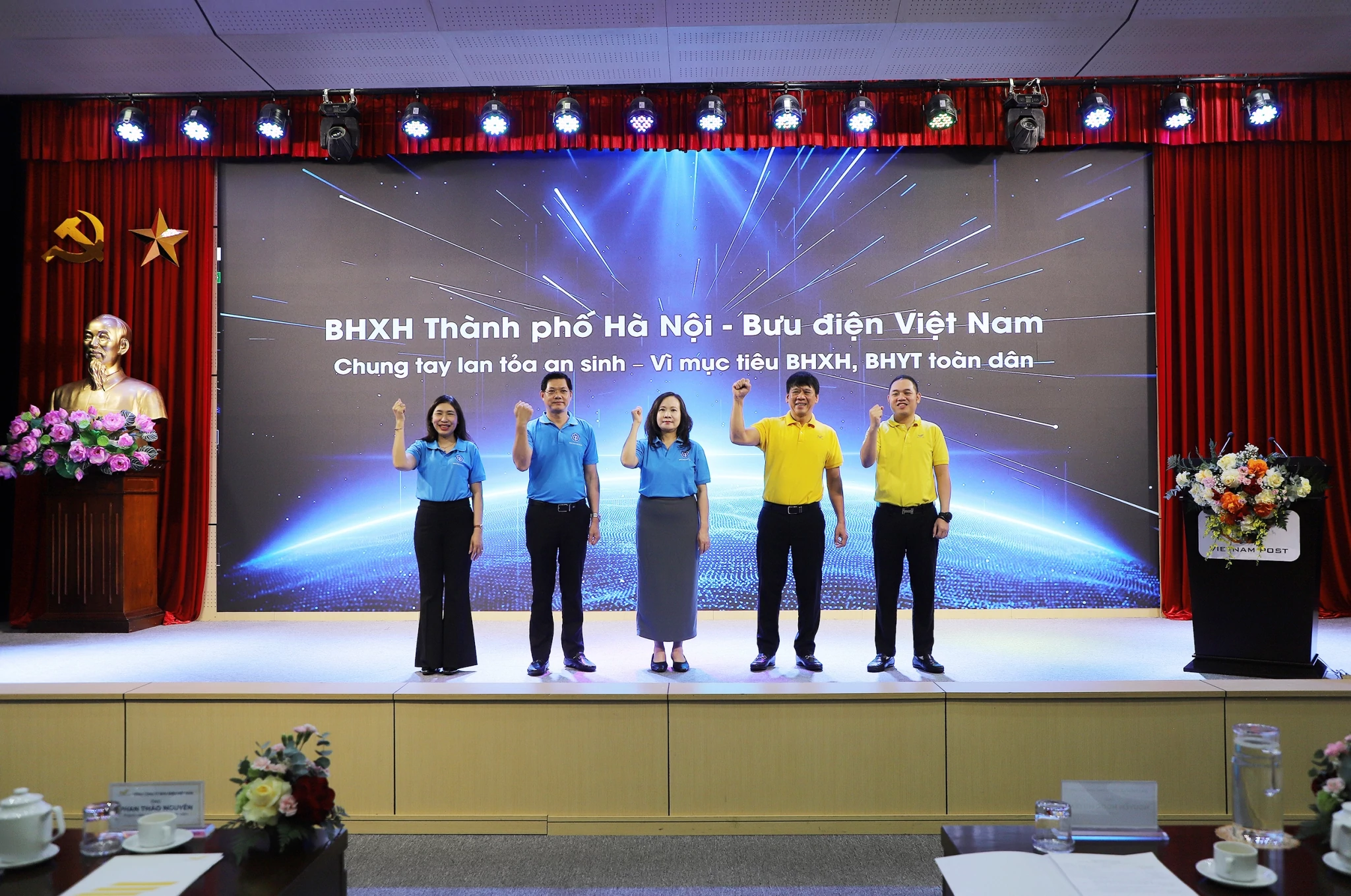 Hà Nội đặt mục tiêu phát triển 6.000 người tham gia bảo hiểm trong ngày đầu ra quân